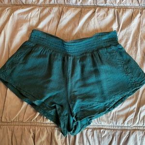 O’Neill teal shorts